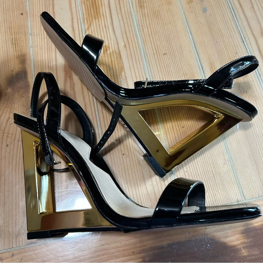SCHUTZ Filipa Black Patent Leather Sculpted High Heel Sandals - Picture 7 of 13